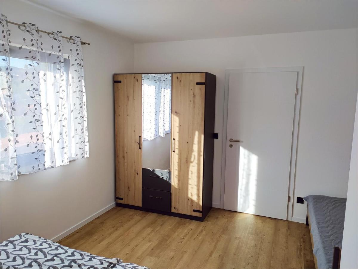 Fewo Wildflecken - Ferienwohnung Rhoen Neubau 2021 Eksteriør bilde